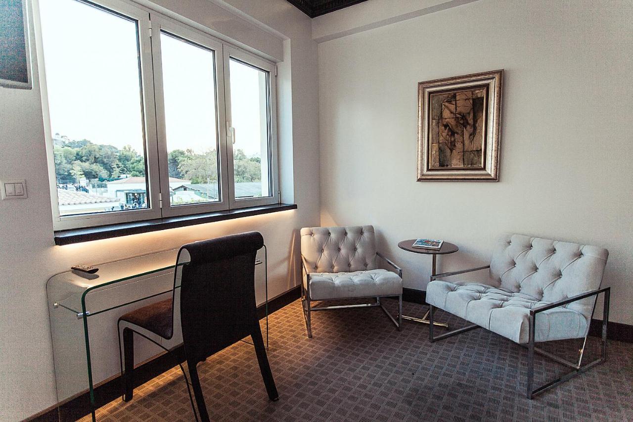 Andromeda Downtown Suites Atene Esterno foto