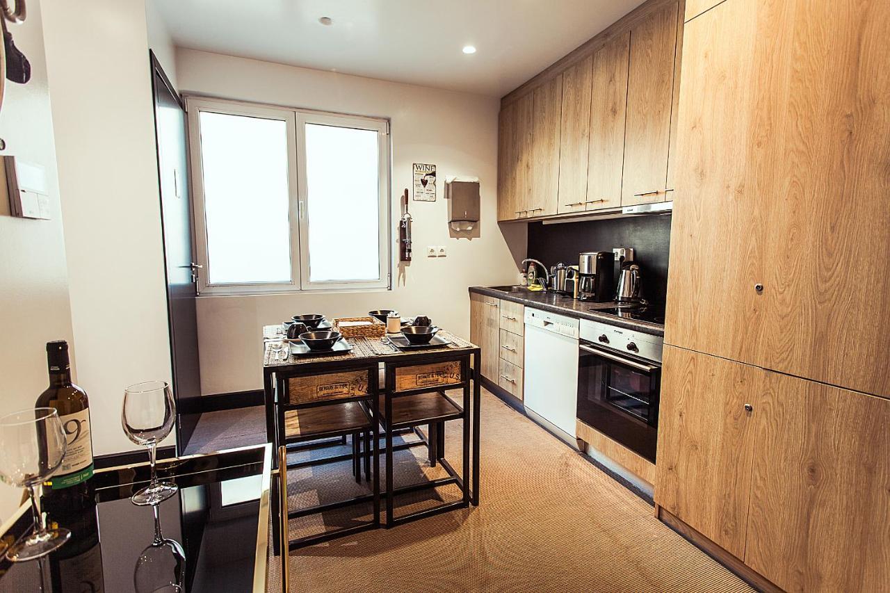 Andromeda Downtown Suites Atene Esterno foto